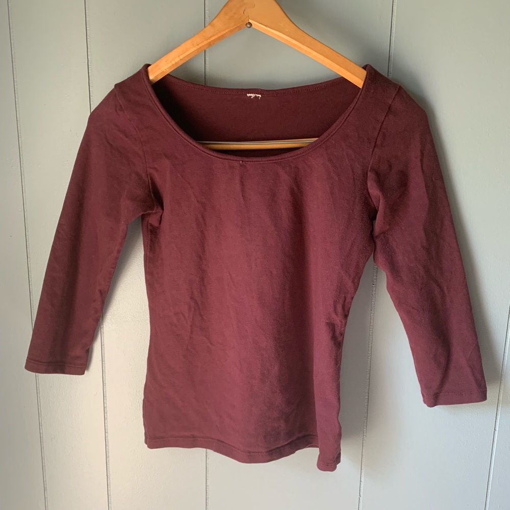 🖤 3/ $10 Plum 3/4 sleeve crop top